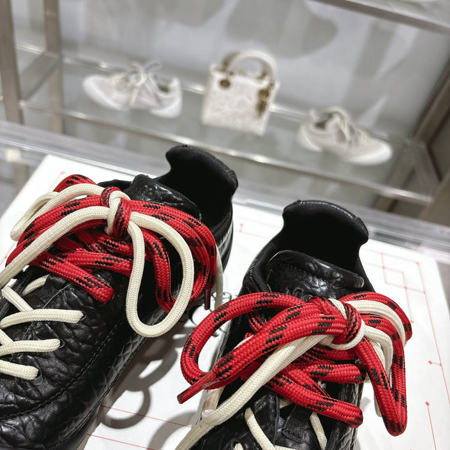 FLEXION SNEAKER IN BLACK CALFSKIN WITH RED AND WHITE LACES