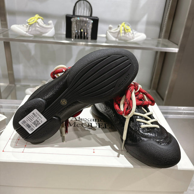 FLEXION SNEAKER IN BLACK CALFSKIN WITH RED AND WHITE LACES