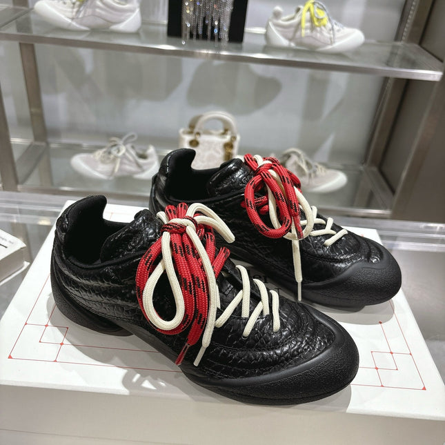 FLEXION SNEAKER IN BLACK CALFSKIN WITH RED AND WHITE LACES