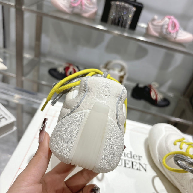 FLEXION SNEAKER IN OFF WHITE CALFSKIN WITH NEON YELLOW AND GREY LACES