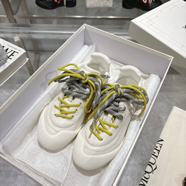 FLEXION SNEAKER IN OFF WHITE CALFSKIN WITH NEON YELLOW AND GREY LACES