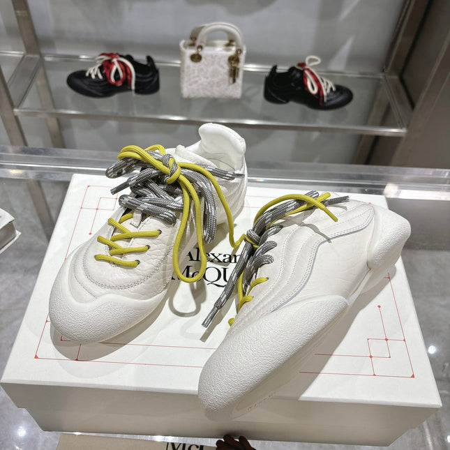 FLEXION SNEAKER IN OFF WHITE CALFSKIN WITH NEON YELLOW AND GREY LACES