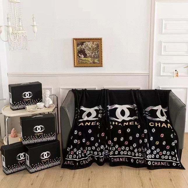BLANKET IN BLACK MIX COLORFUL VELVET 152039