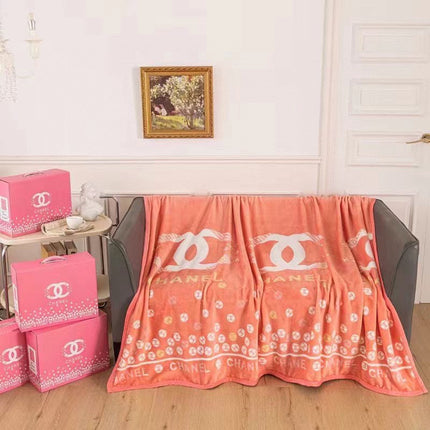 BLANKET IN RED ORANGE MIX WHITE MILK VELVET 152040