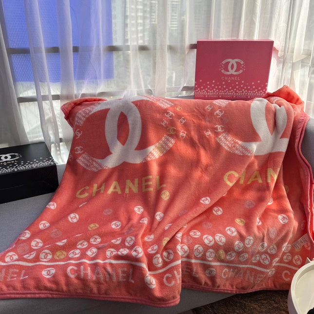 BLANKET IN RED ORANGE MIX WHITE MILK VELVET 152040