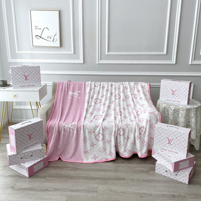 NEO MONOGRAM BLANKET IN WHITE MIX BABY PINK MILK VELVET 273949