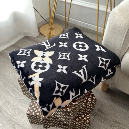 MONOGRAM BLANKET IN BLACK LAMB FUR 418573
