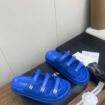 DAD SANDAL IN COBALT BLUE LAMBSKIN MULE