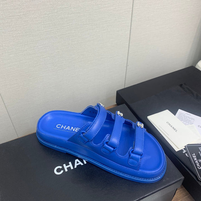 DAD SANDAL IN COBALT BLUE LAMBSKIN MULE