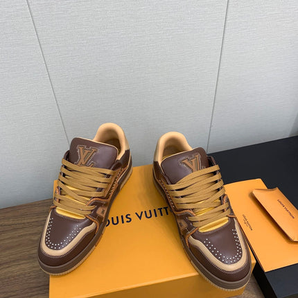 LV WOMEN'S TRAINER IN MARRON CALFSKIN