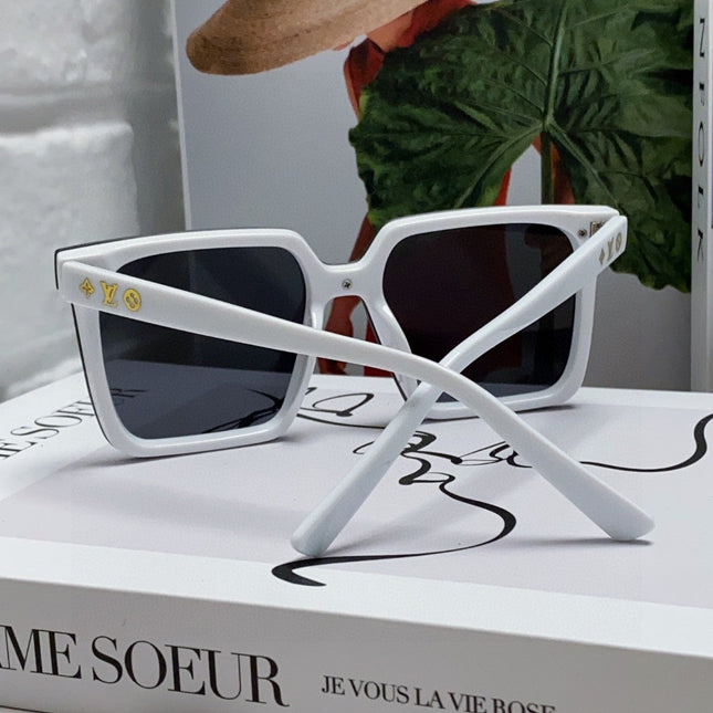 SQUARE SUNGLASS 581369 IN WHITE ACETATE