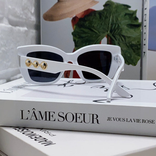 LOGO CAT EYE SUNGLASSES 513004 IN WHITE ACETATE