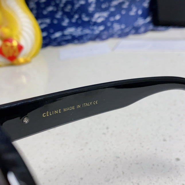 TRIOMPHE SQUARE SUNGLASS  566743 IN BLACK ACETATE GRADIENT SMOKE LENSES