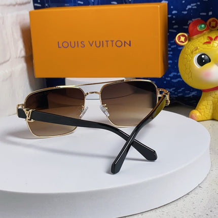 SIGNATURE SQUARE SUNGLASSES 567475 IN GOLD METAL BROWN SMOKE LENSES