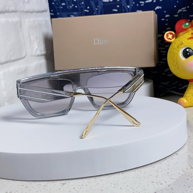 MONTAIGNE SUNGLASS CLUB M7U IN GREY CLEAR ACETATE