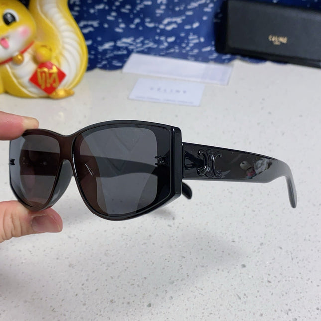 TRIOMPHE SUNGLASS 533221 IN BLACK ACETATE BLACK LOGO