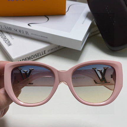 ICON CAT EYE SUNGLASSES 570247 IN PINK CLEAR ACETATE