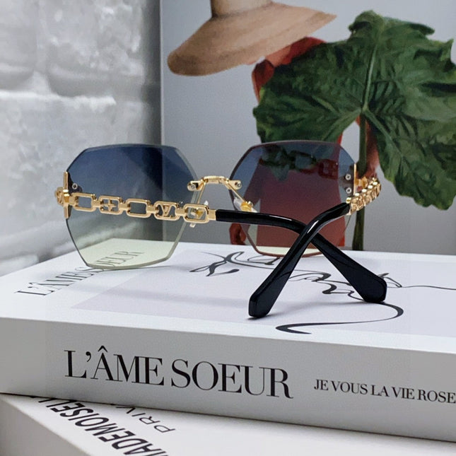 CHAIN SQUARE SUNGLASSES 570259 IN GOLD METAL GREY YELLOW SMOKE LENS