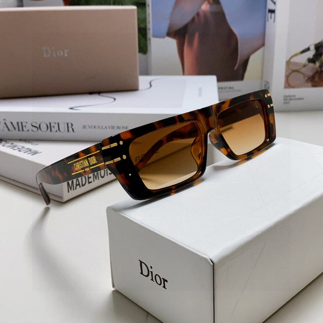 SIGNATURE SUNGLASS 571587 IN HAVANA ACETATE