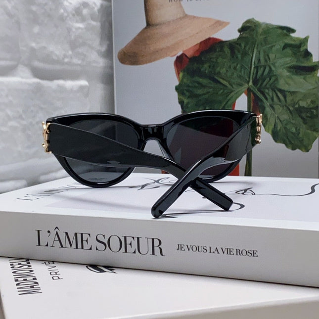 YSL CAT-EYE SUNGLASSES IN BLACK ACETATE WITH GOLD LOGO DETAIL