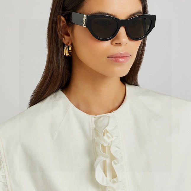 YSL CAT-EYE SUNGLASSES IN BLACK ACETATE WITH GOLD LOGO DETAIL