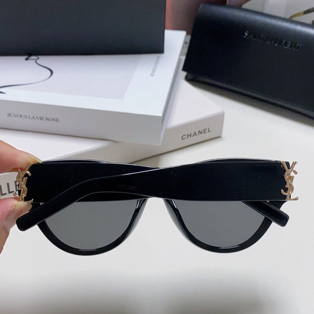 YSL CAT-EYE SUNGLASSES IN BLACK ACETATE WITH GOLD LOGO DETAIL