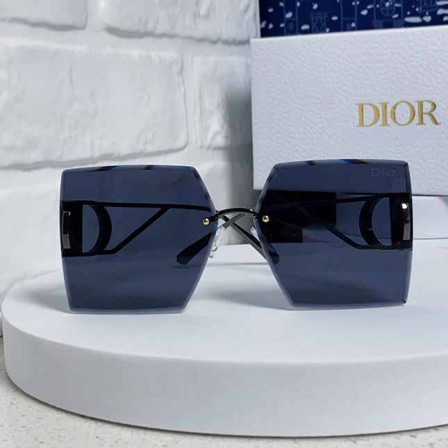 30MONTAIGNE S7U SUNGLASS 578111 IN BLACK METAL GREY LENSES