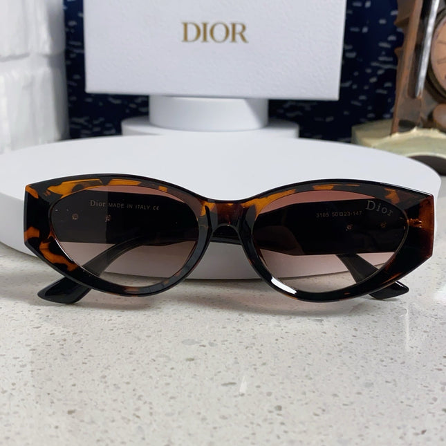 MONTAIGNE SUNGLASS 578114 IN HAVANA ACETATE