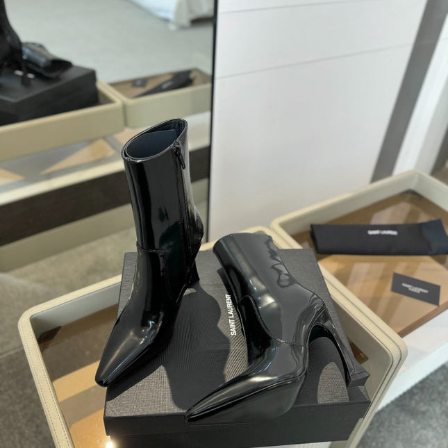 HIGH HEEL POINTED-TOE ANKLE BOOTS IN BLACK SHINY CALFSKIN