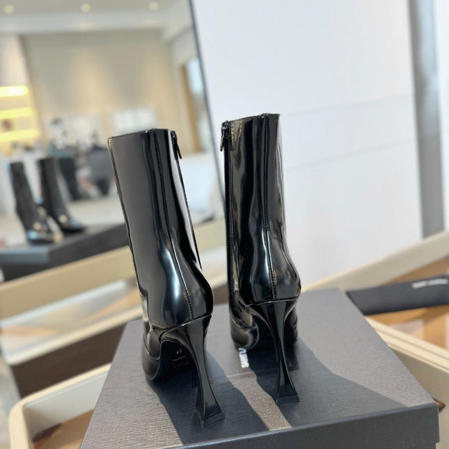 HIGH HEEL POINTED-TOE ANKLE BOOTS IN BLACK SHINY CALFSKIN