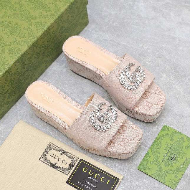 HIGH WEDGE PLATFORM WITH DOUBLE G IN ALMOND BEIGE CANVAS