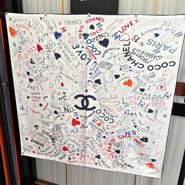 CHANEL 25S SCARF 90 IN SILK 738420