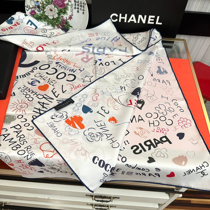 CHANEL 25S SCARF 90 IN SILK 738420
