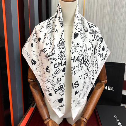 CHANEL 25S SCARF 90 IN SILK 738421