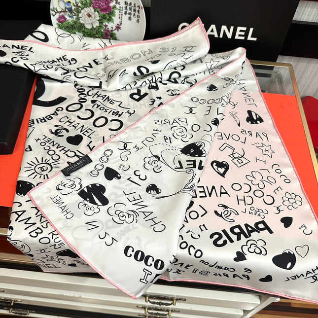 CHANEL 25S SCARF 90 IN SILK 738421