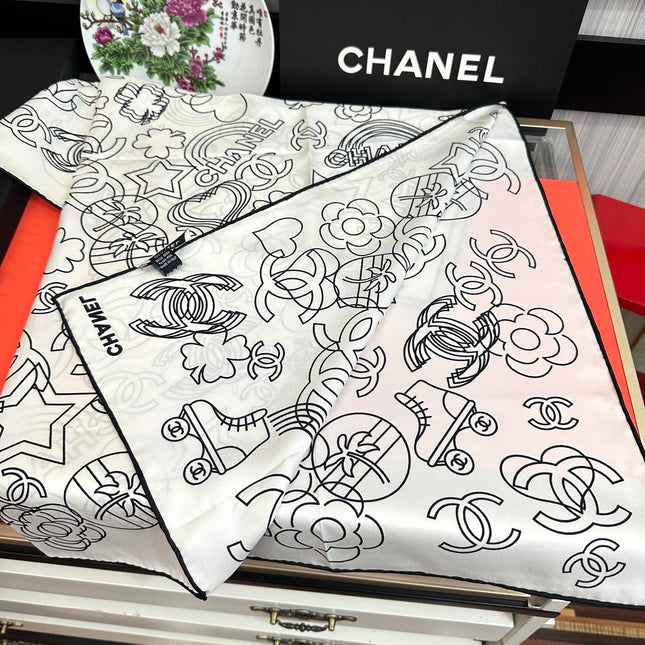 CHANEL 25S SCARF 90 IN SILK 738437