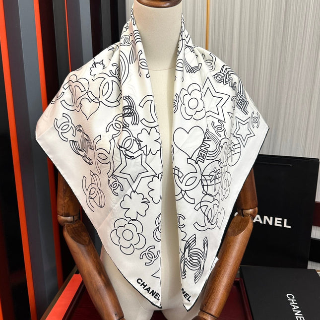 CHANEL 25S SCARF 90 IN SILK 738437
