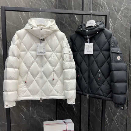 MONCLER 25S JACKET IN WHITE 051