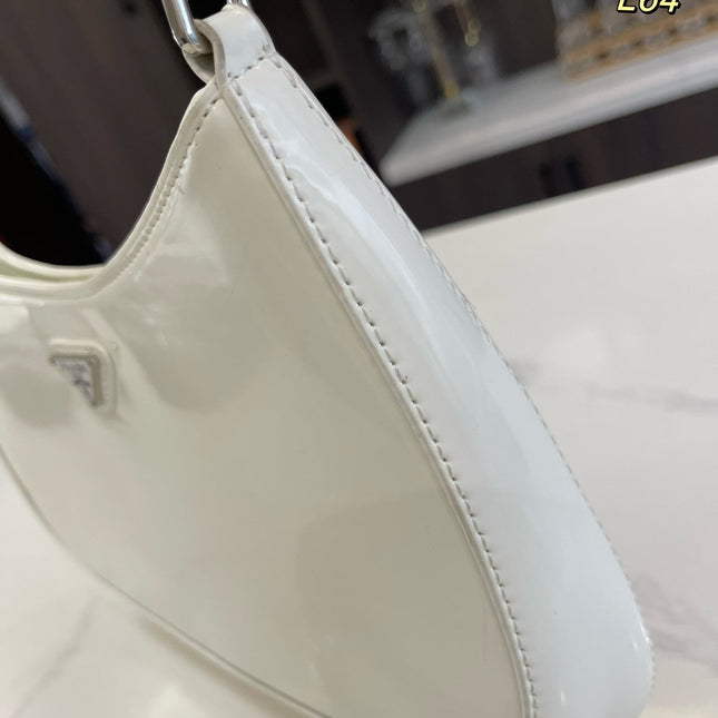 PRA 30 CLEO SHOULDER BAG IN WHITE BRUSHED LEATHER