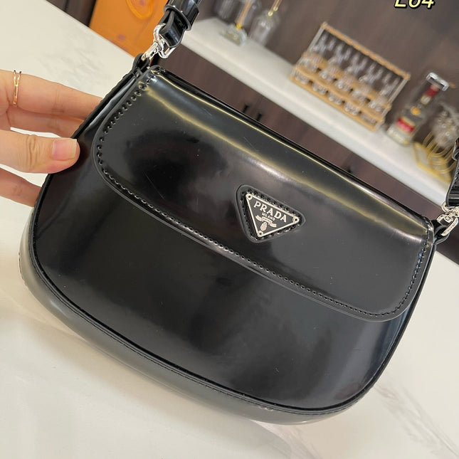 PRA 25 CLEO FLAP SHOULDER BAG IN BLACK BRUSHED LEATHER