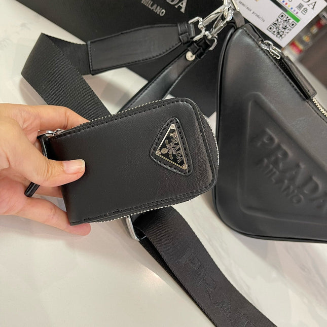 PRA TRIANGLE 27 SHOULDER BAG IN BLACK CALFSKIN WITH STRAP