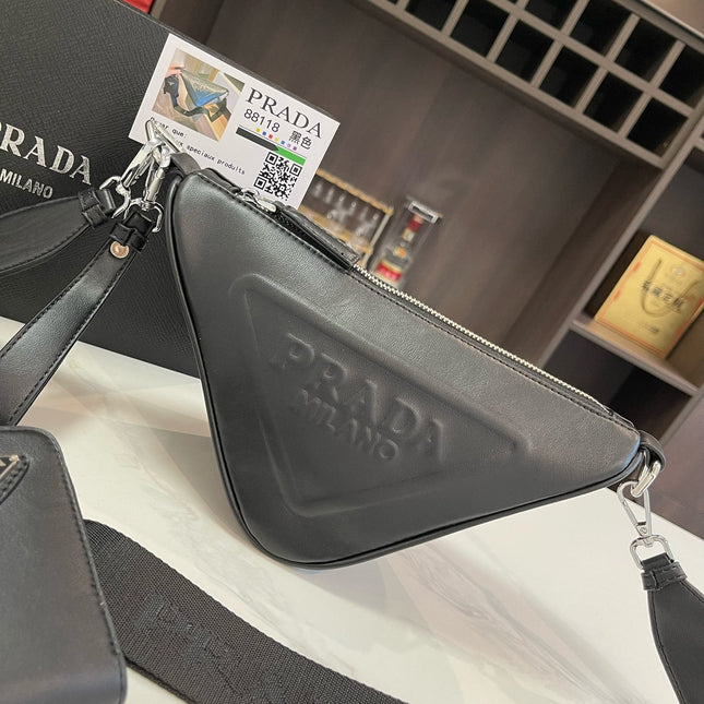 PRA TRIANGLE 27 SHOULDER BAG IN BLACK CALFSKIN WITH STRAP