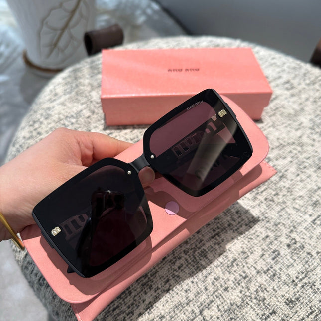 LOGO SQUARE SUNGLASSES 512016 IN BLACK ACETATE