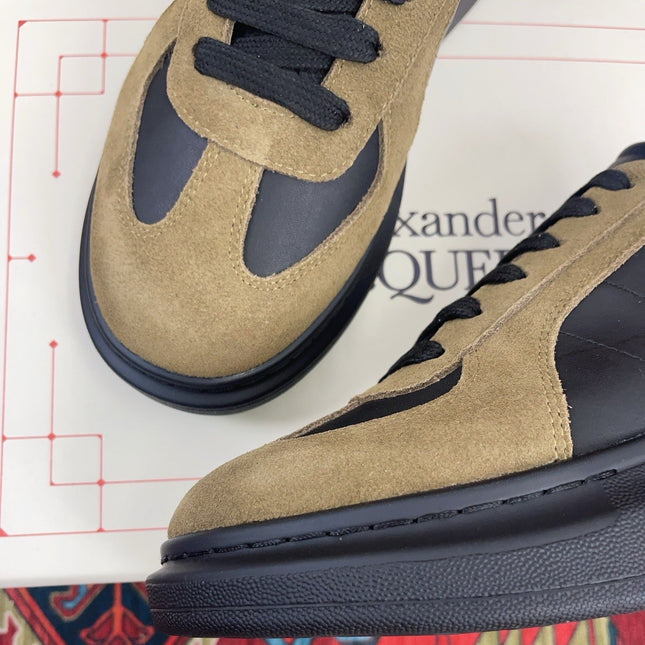 OVERSIZED RETRO SNEAKER IN BLACK CALFSKIN DARK BEIGE SUEDE
