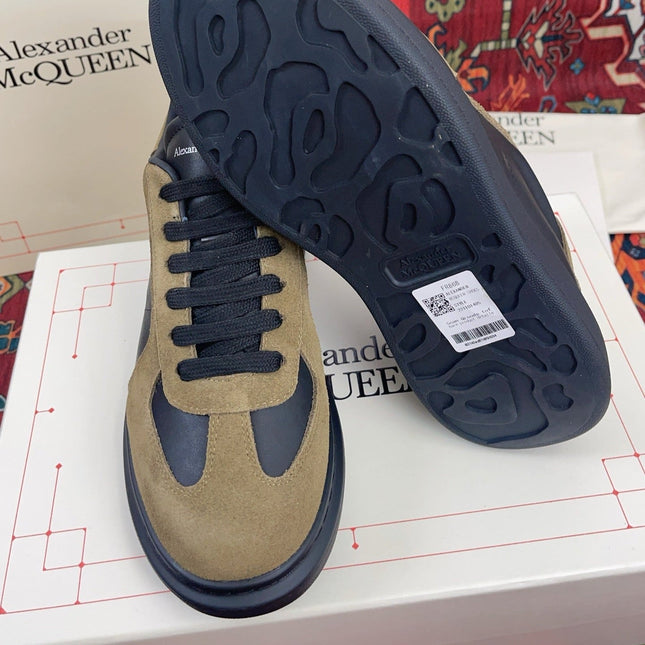 OVERSIZED RETRO SNEAKER IN BLACK CALFSKIN DARK BEIGE SUEDE