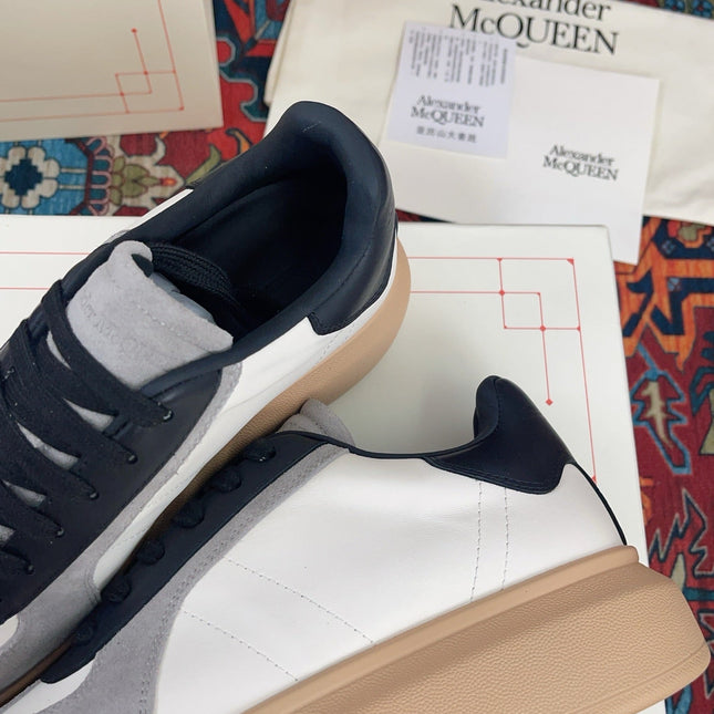 OVERSIZED RETRO SNEAKER IN WHITE BLACK GREY CALFSKIN