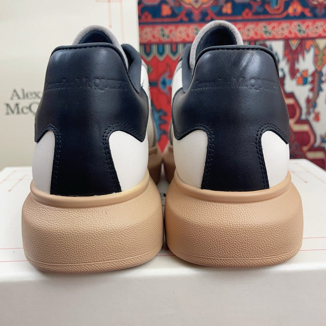 OVERSIZED RETRO SNEAKER IN WHITE BLACK GREY CALFSKIN