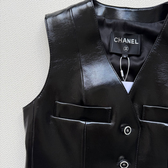 CHANEL LEATHER VEST STYLE 18
