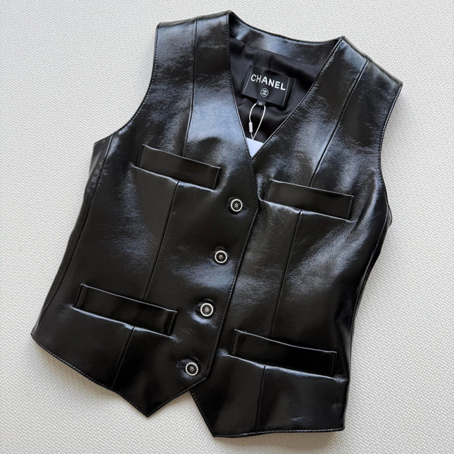CHANEL LEATHER VEST STYLE 18