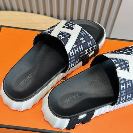 HM SLIPPERS BLACK MONOGRAM CANVAS